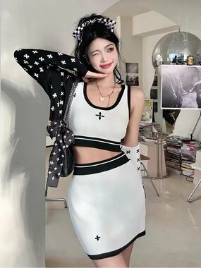 SMFK Contrast Ribbed Knit Two-Piece Set | Size S | Crop Tank + Mini Skirt